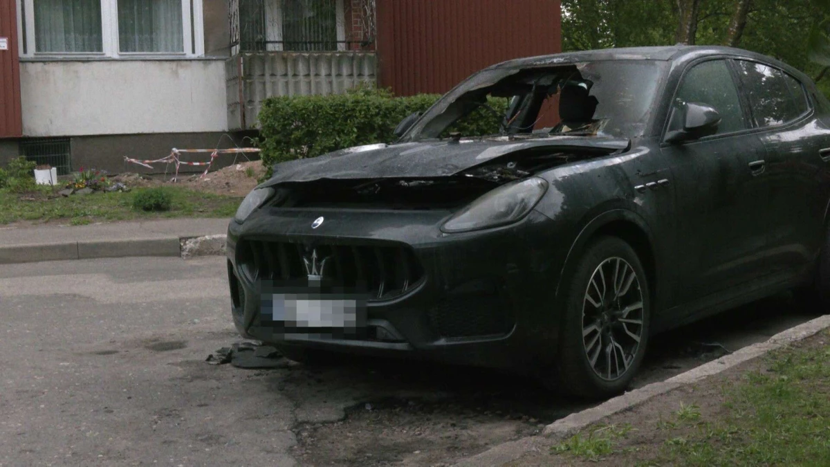 Сгоревший Maserati