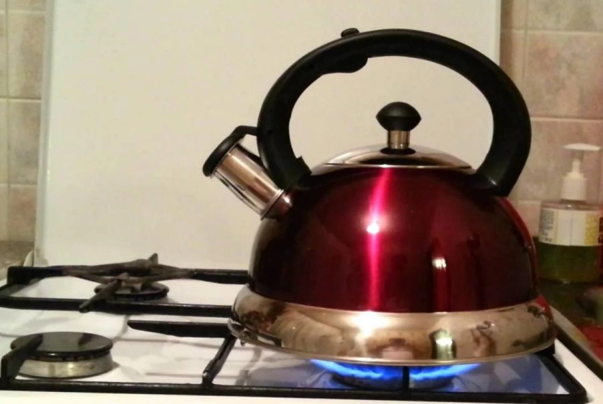 How to Clean Dirty Knobs on the Stove