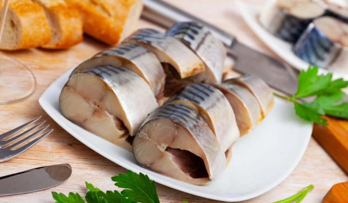 How to Deliciously Salt Mackerel: Preparing in Just a Few Hours