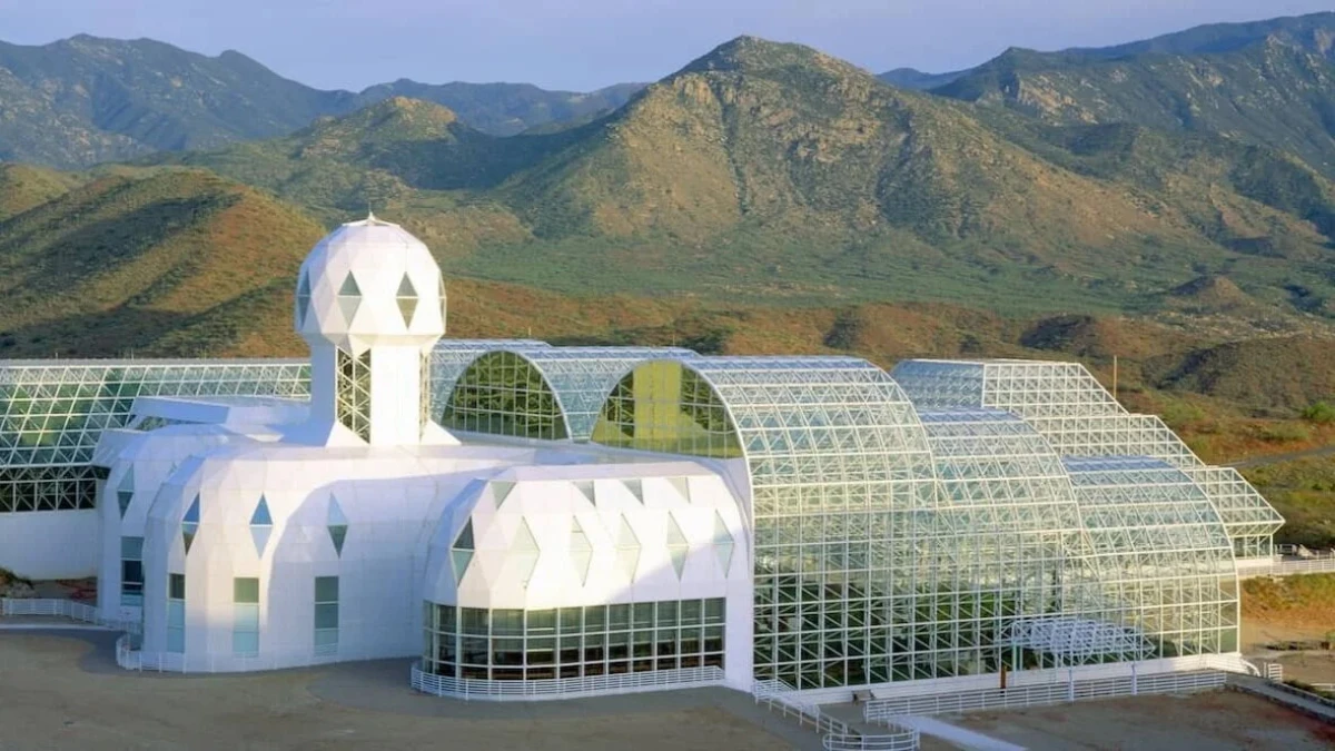 The Strangest Scientific Experiment of the 90s Almost Ended in Catastrophe