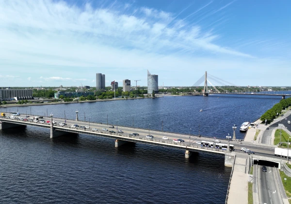 Каменный мост.