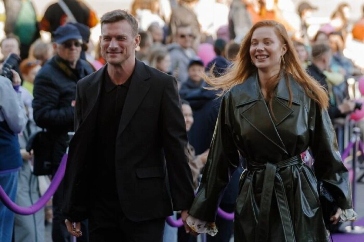 Alexander Mikhailov's daughter spoke about her romance with actor Pyotr Rykov