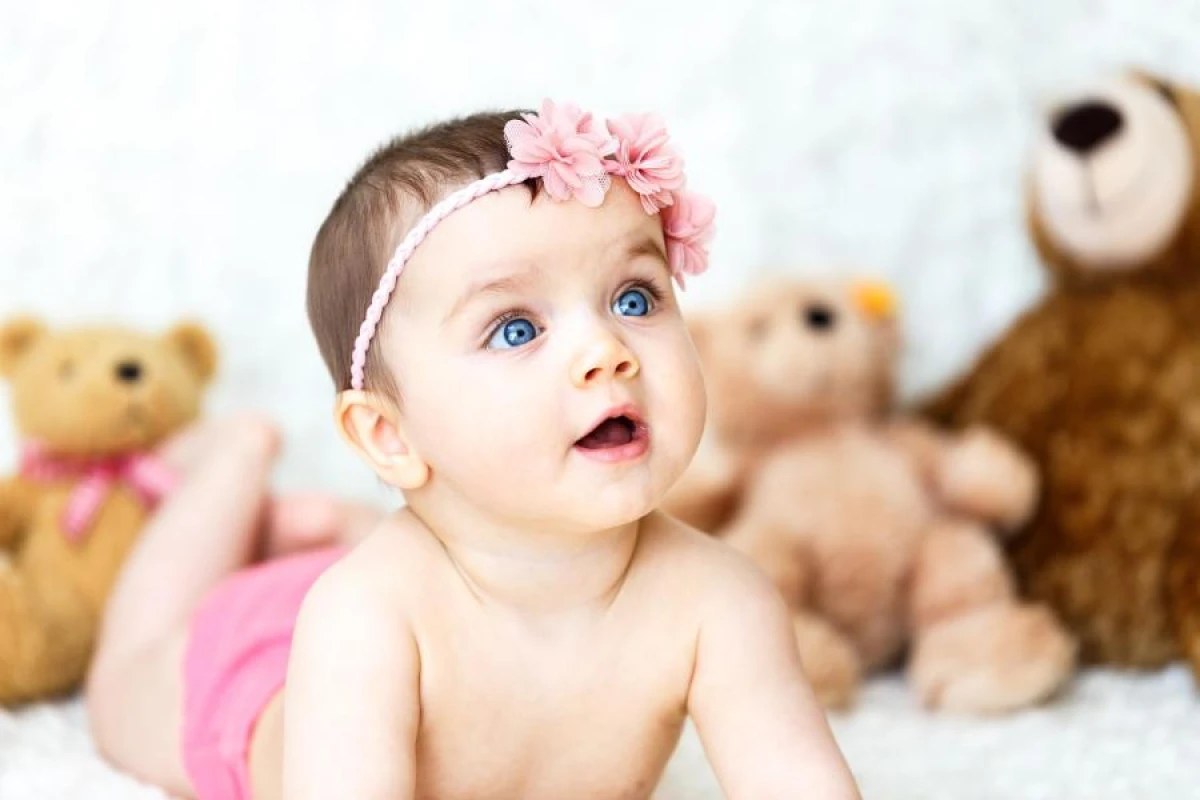 Intimate Hygiene for Babies: How to Properly Wash a Girl