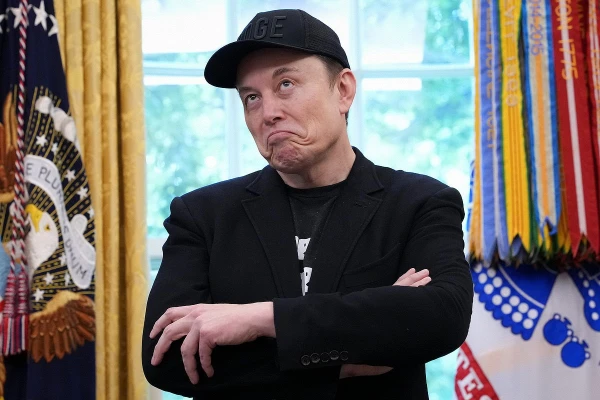 Elon Musk Wants to Launch a Million Satellites into Orbit: What Is the Main Problem