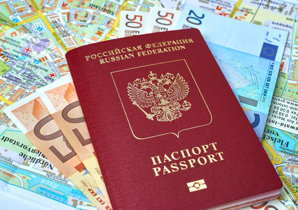 Правительству Вучича придется выбирать между дружбой с РФ и денюжкой из ЕС.