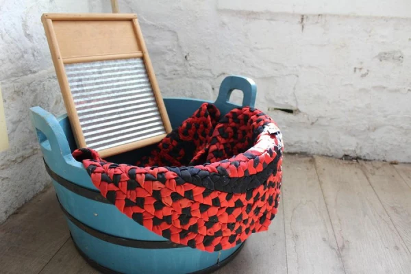 Washing bags and 8 other Soviet household habits that now seem absurd