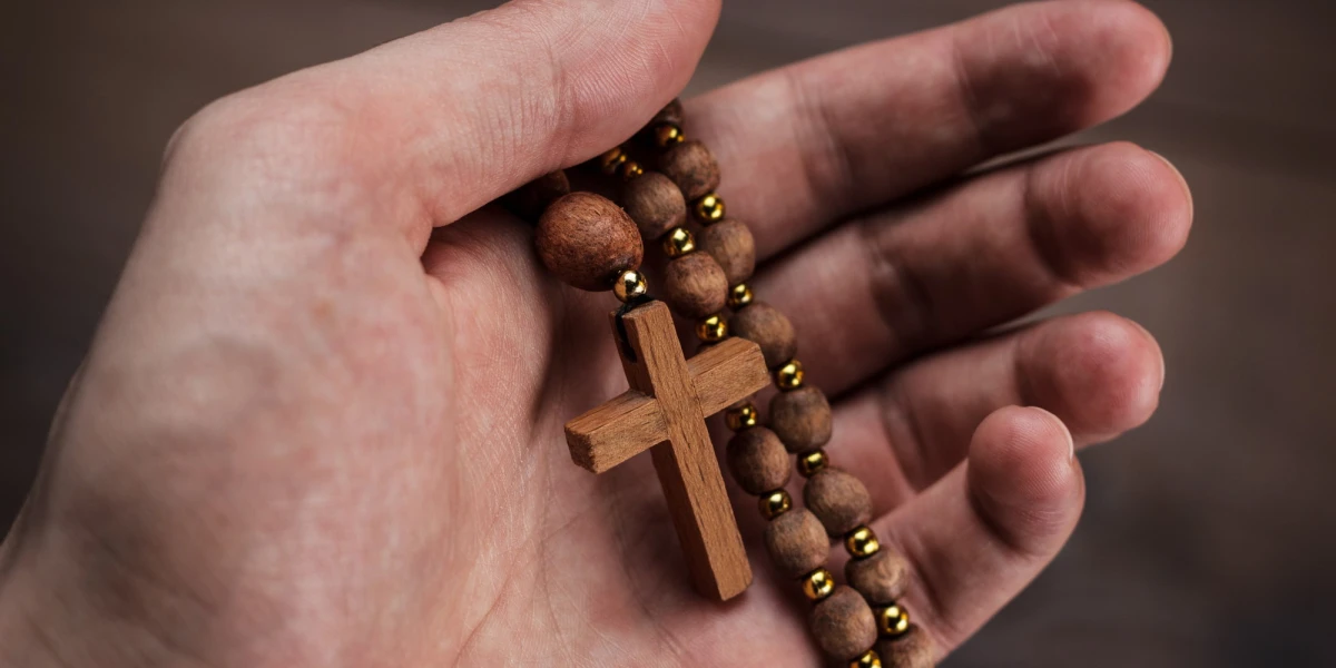 Things You Shouldn’t Give to Others: Folk Beliefs and Their Meaning