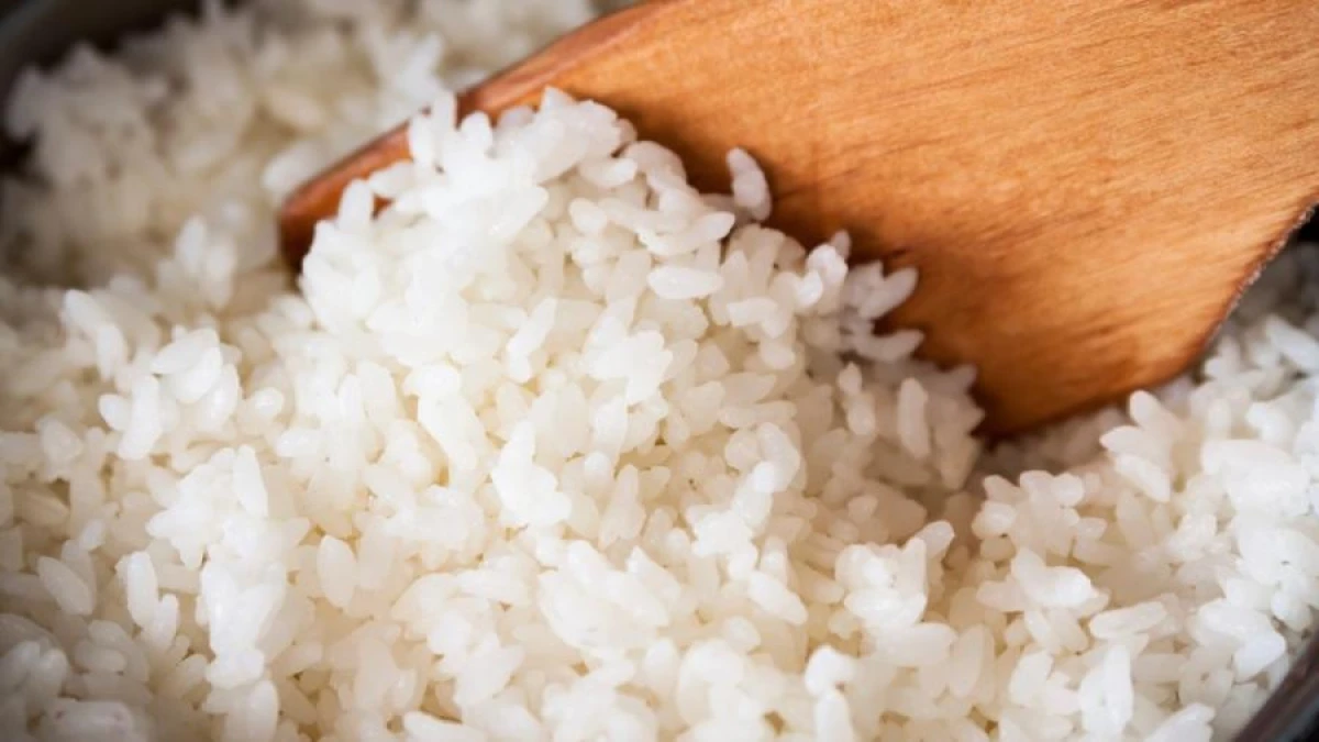 How to Make Rice Fluffy When Cooking