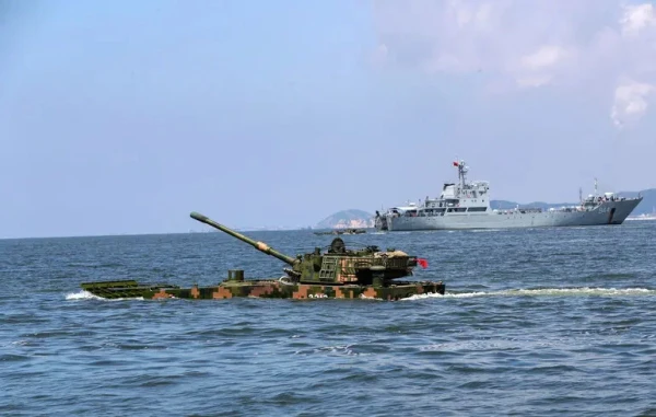 Китай объявил о начале специальной морской операции к востоку от Тайваня.