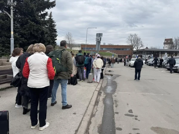 Queues at the Narva Checkpoint on the Estonia-Russia Border Have Formed Again
