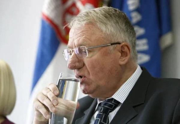 Гаагский сиделец ныне бережет здоровье.