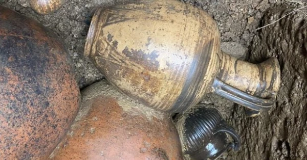 An Untouched Tomb with Treasures Dating Back 2,600 Years Found in Italy