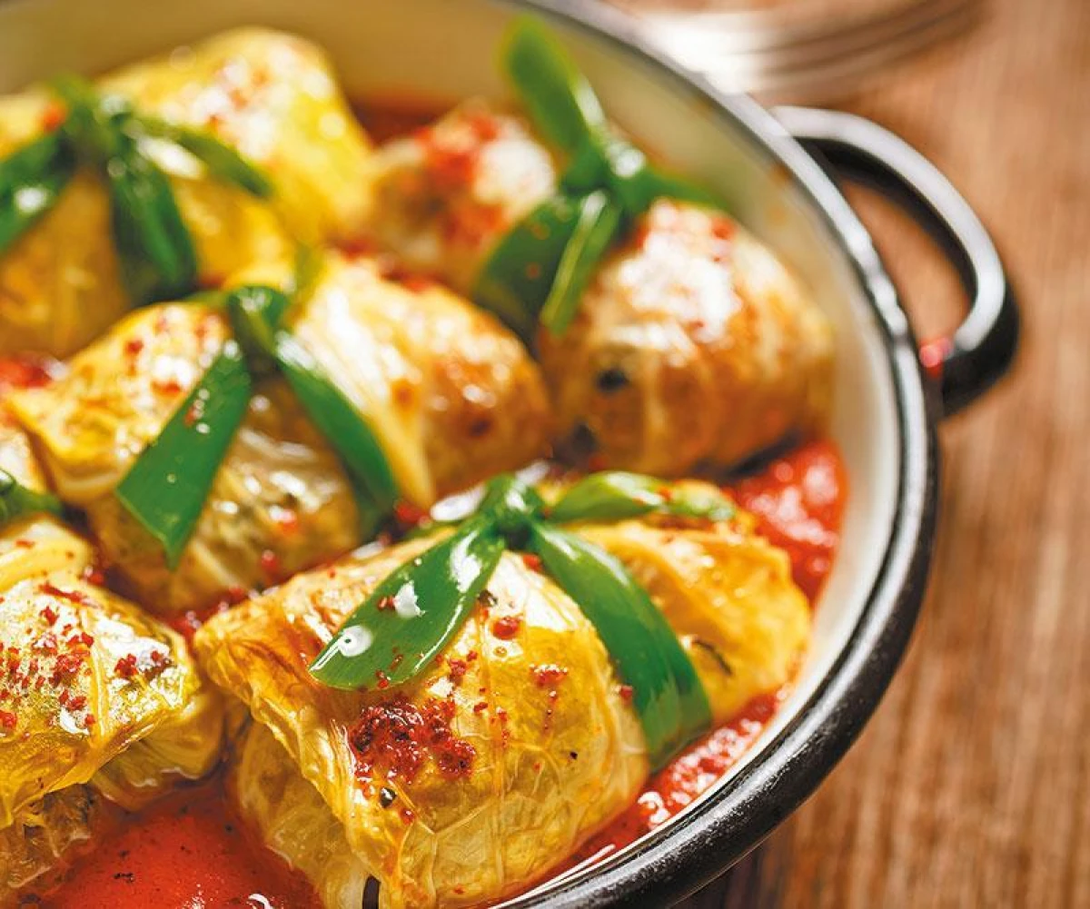Why You Should Stew Cabbage Rolls in Sour Cream: Cooking Secrets