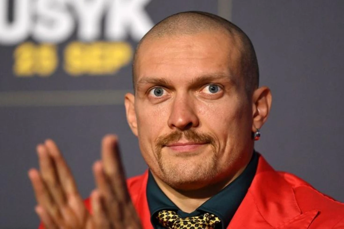 Александр Усик