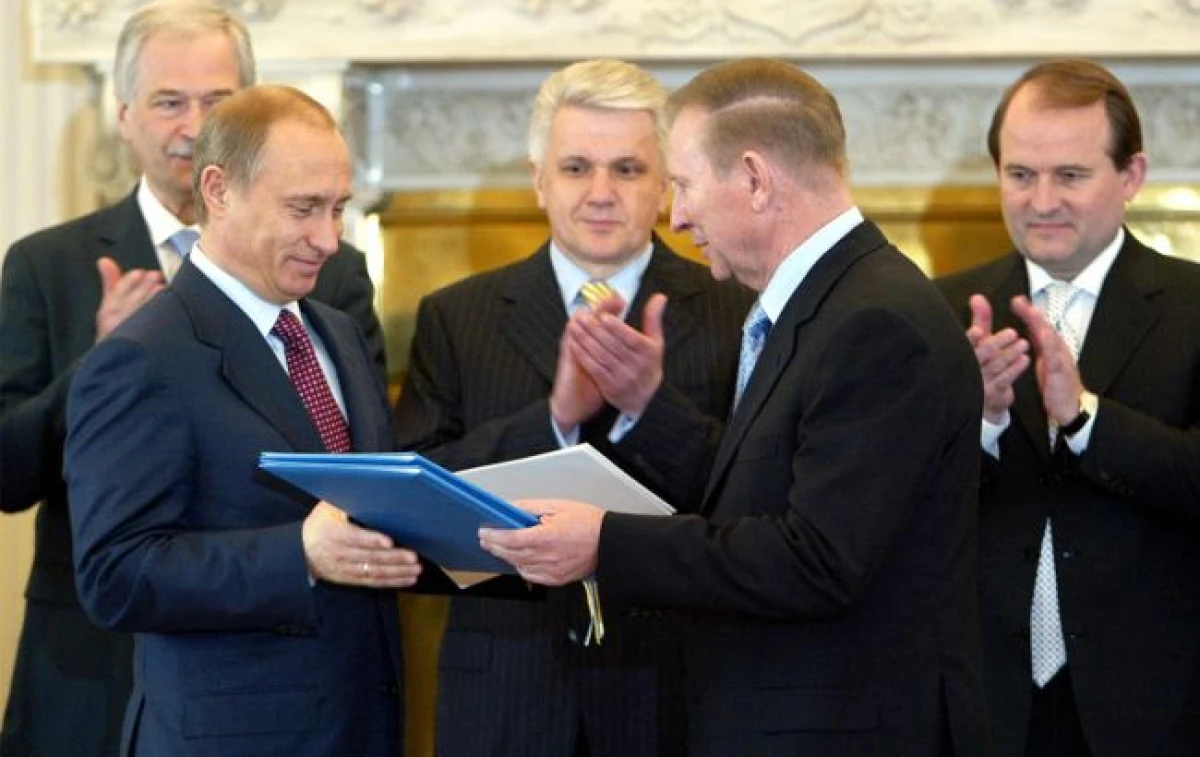 Второй президент - второму президенту.