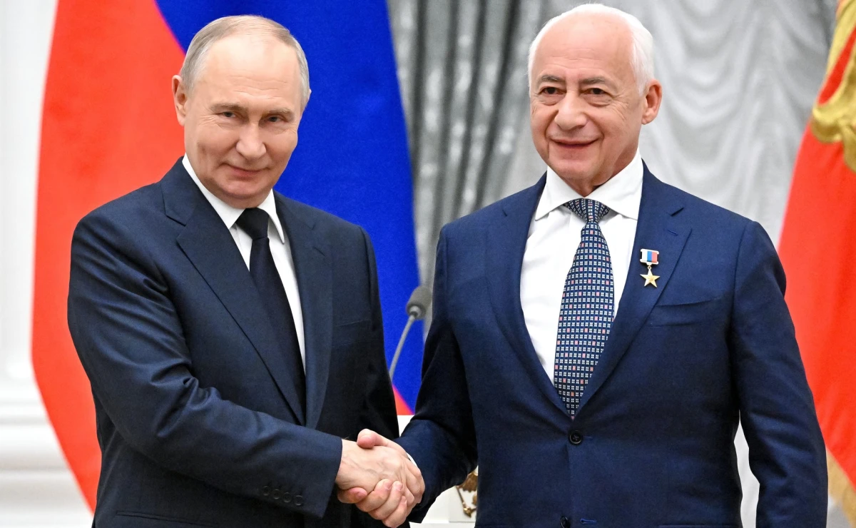 На церемонии награждения званием Героя Труда России. 24 декабря 2025 года.