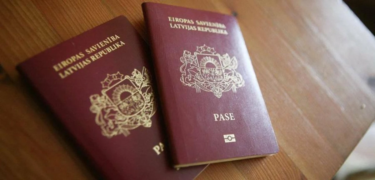 Паспорт все стерпит