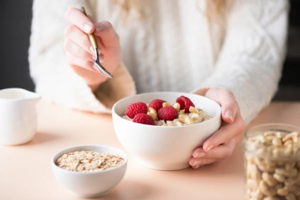 What Are the Dangers of Instant Oatmeal and Which Porridge Is Better to Choose for Breakfast