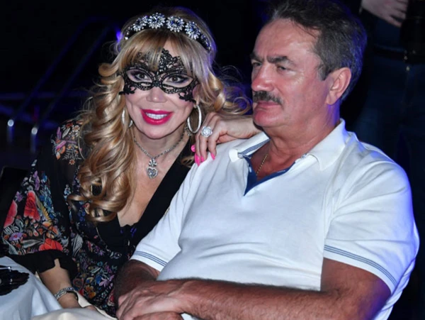 Ну чем они не пара.