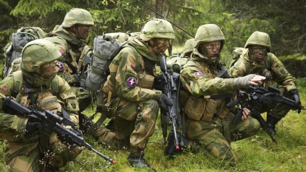Ten soldiers missing in northern Norway. Five have been found so far