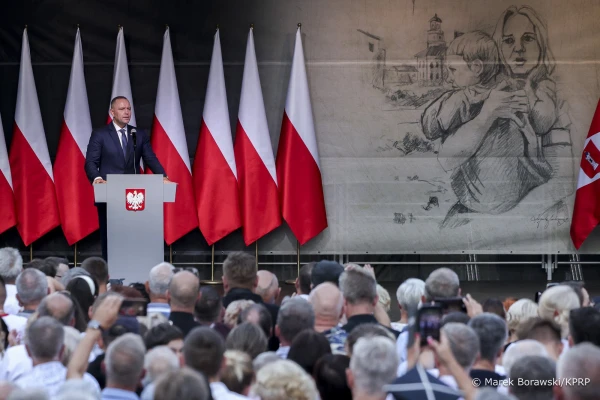 Warsaw Deploys Troops to the Border with Lithuania and Germany