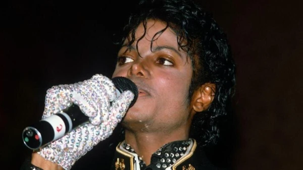 Famous Singer Reveals the Horrible Nickname Given to Michael Jackson
