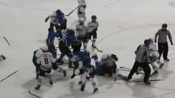 The Enthusiasts« Hockey League condemns the »ice brawl« between Priedaines and Clappers teams