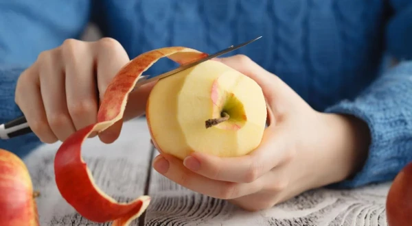 The Skin is Healthier than the Flesh: Which 8 Vegetables and Fruits Are Better Eaten Unpeeled