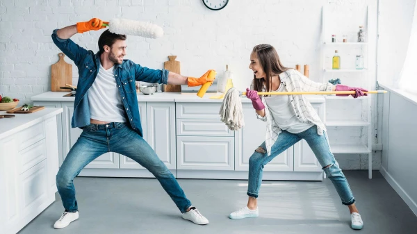 How to Deal with Household Clutter When Your Loved One Doesn«t Like Order