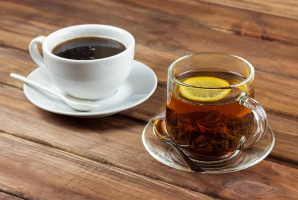 Tea vs Coffee: Which is Healthier and How Often Can You Drink Them