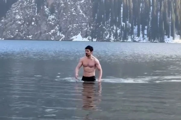 Pavel Durov Swam in a Prohibited Place