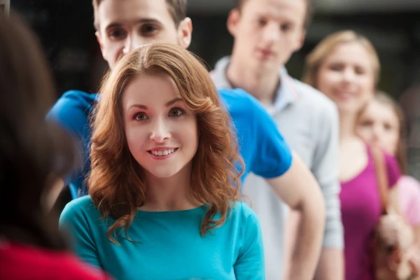 What Happens to the Mind When a Person Stands in Line — Explains a Psychologist