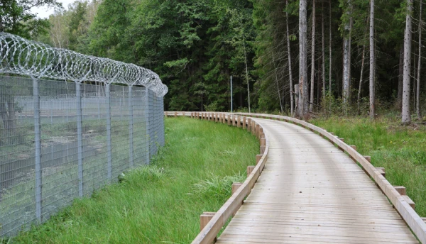 A Russian Citizen Entered Latvia by Cutting Through a Fence
