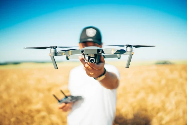 Police and border guards will be able to use jammers. For now - to combat drones