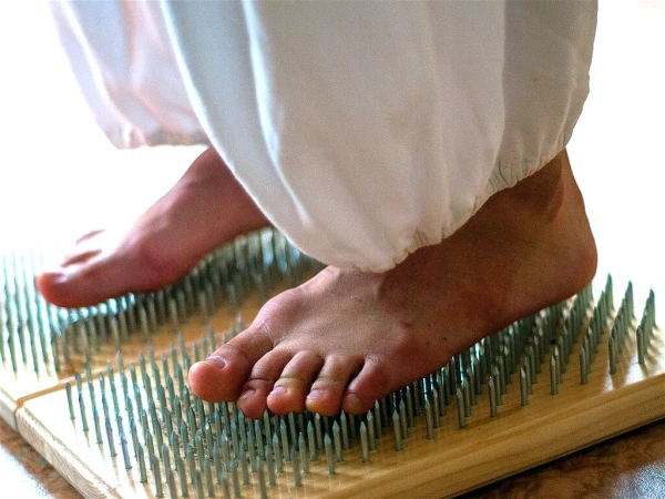Sadhus Board: What Are the Benefits of Standing on Nails and Should Everyone Do It