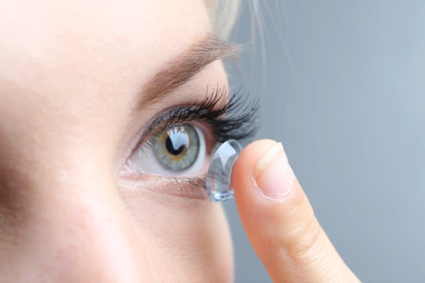 The Invisible Threat: Why It Is Dangerous to Wear Contact Lenses Every Day