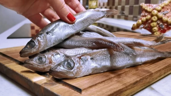 How to Get Rid of Fish Smell in the Kitchen in 5 Minutes: A Professional Chef«s Life Hack