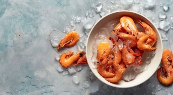The Chef Reveals 4 Simple Ways to Clean Shrimp