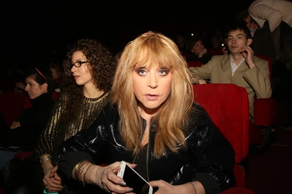 Бывшие фанаты разочаровались в народной артистке.