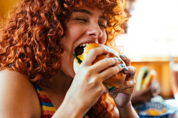 Foods That Trigger Insomnia: A Dietitian«s List