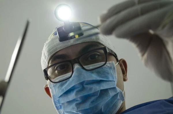 Up to 40,000 euros per month: The Ministry of Health demands explanations for the high salaries of doctors