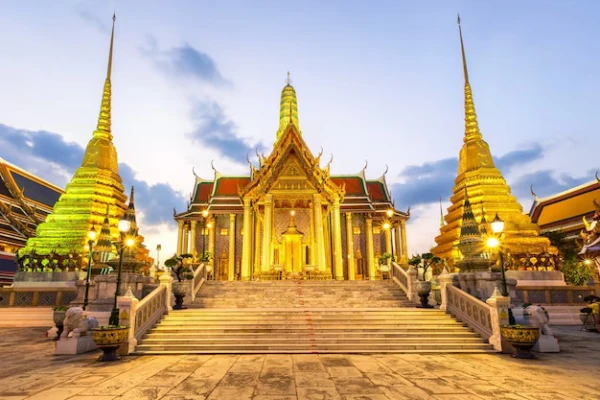 Warm Up in Autumn: Top 10 Hot Countries for a November Vacation