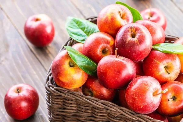 Cardiologist Reveals the Unexpected Triple Benefits of Apples