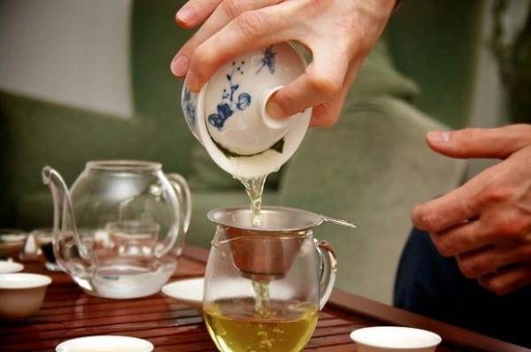 Scientists Uncover the Secret of Fat Burning with Green Tea