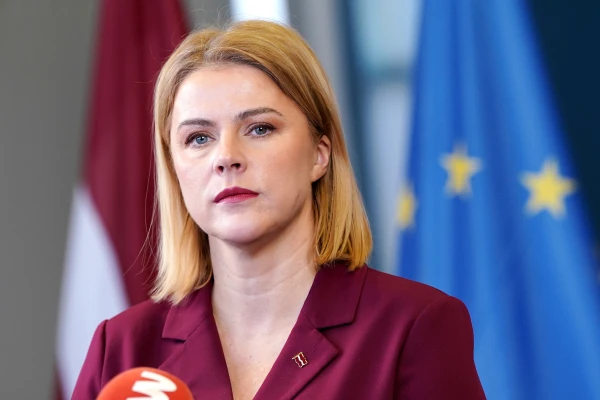 It is time for a tougher and more responsible migration policy - Silinia
