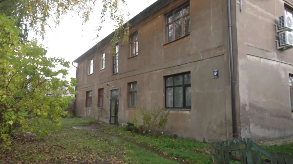 «This is blackmail!» Residents of Riga have been cut off from water after refusing to sell part of their land