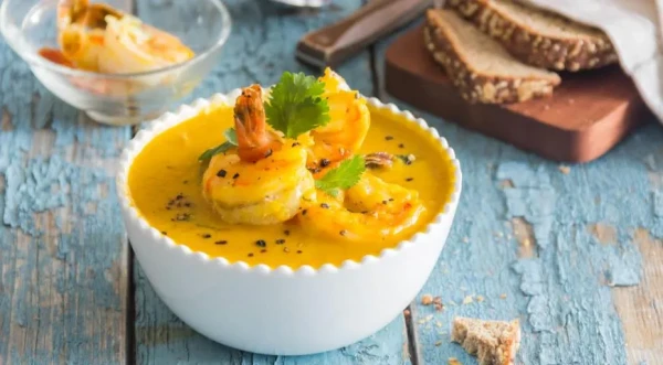 Pumpkin Soup with Shrimp and Coconut Milk: The Main Treat of Autumn