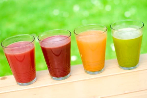 How to Improve Gut Flora: 8 Best Drinks for the Intestines
