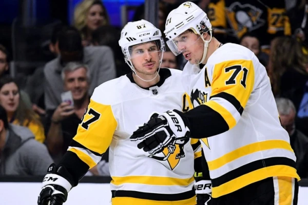 Evgeni Malkin and Sidney Crosby played together in their 1,070th NHL game, moving into sixth place in league history