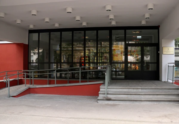 The Ministry of Education will check the principal of the school from which 20 teachers resigned